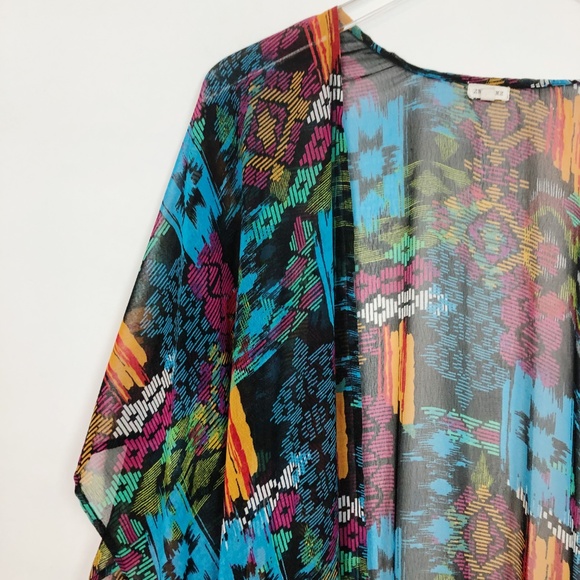 En Creme Sheer Fringe Hem Kimono - Picture 6 of 8